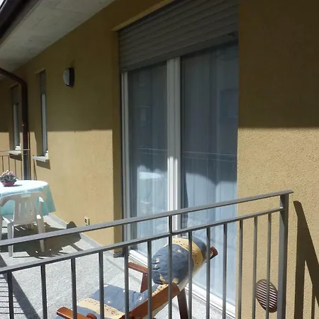 Giuliana Apartment